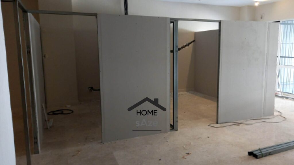 تصویر دفتر کار قبل از بازسازی