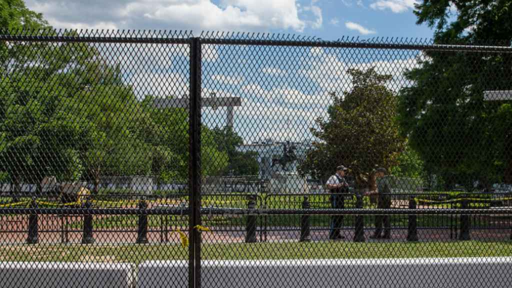 نمونه حصارکشی ساختمان